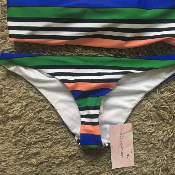 Cute striped bikini size medium - Picture 4 of 5